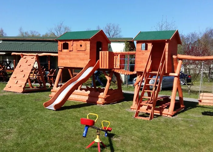 Lodge Czerwone Buki Sianożęty